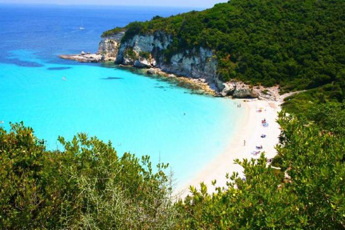 Μυστικές ελληνικές παραλίες που μάγεψαν την Telegraph (3)
