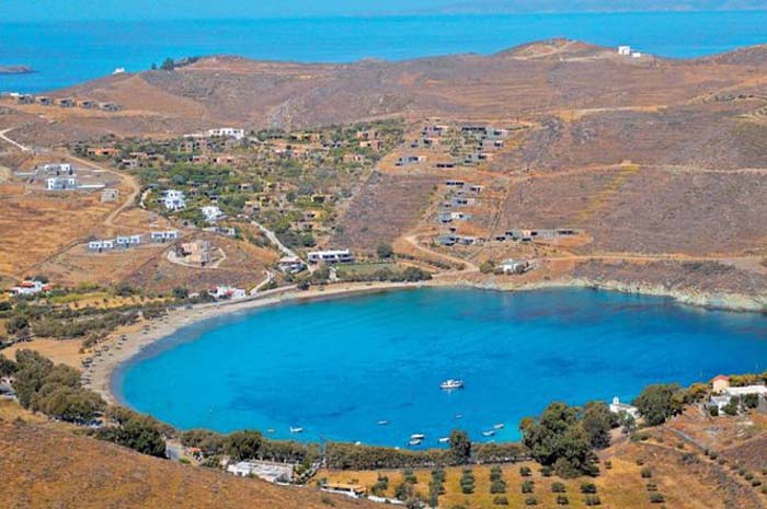 Μυστικές ελληνικές παραλίες που μάγεψαν την Telegraph (6)